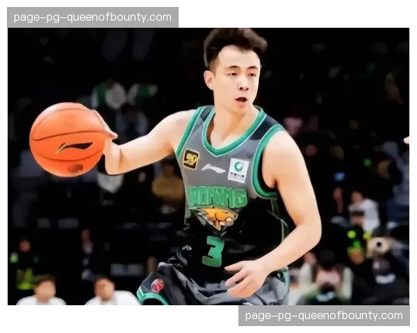 赵继伟命中压哨超远三分，杜锋场边挥手表达难以置信